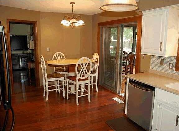 5th image of 920 Redwood Dr