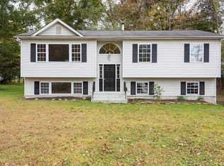 9 Park Rd, Salisbury Mills, NY 12577