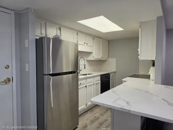 688 Boston Post Rd E, Marlborough, MA