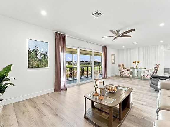 5th image of 105 Harrison RD #2