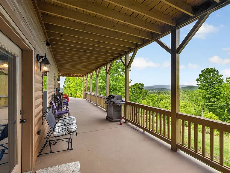 693 Knights Gap — Photo 37