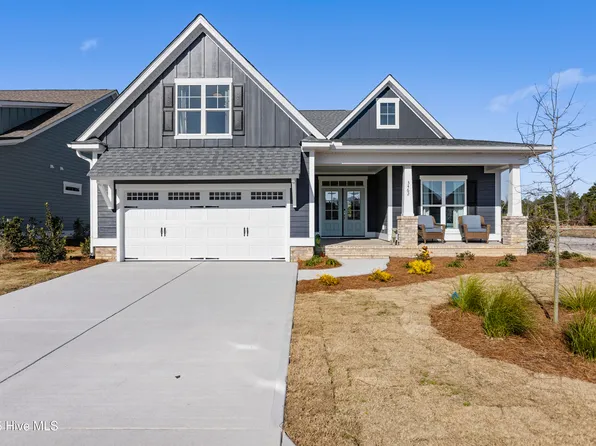 3462 Lake Club Circle, Oak Island, NC 28461