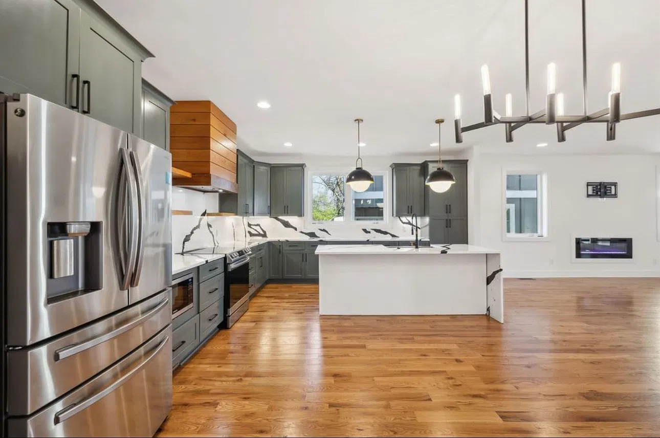 4 bed, 3136 sqft, $1,700 — Photo 3