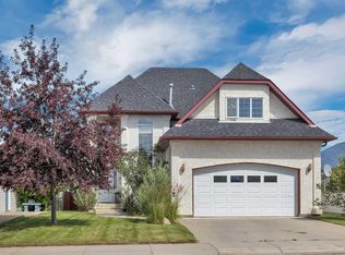 5838 S 65th Ave, Rocky Mountain House, AB T4T 1N7