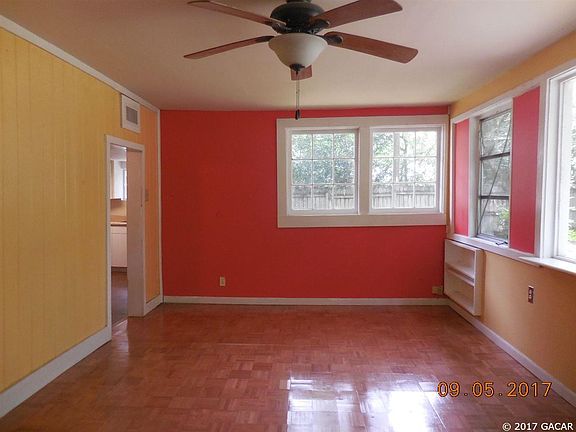 2nd image of 540 SE 74th St