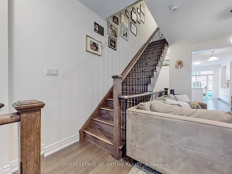 33 Edward Horton Cres — Photo 17