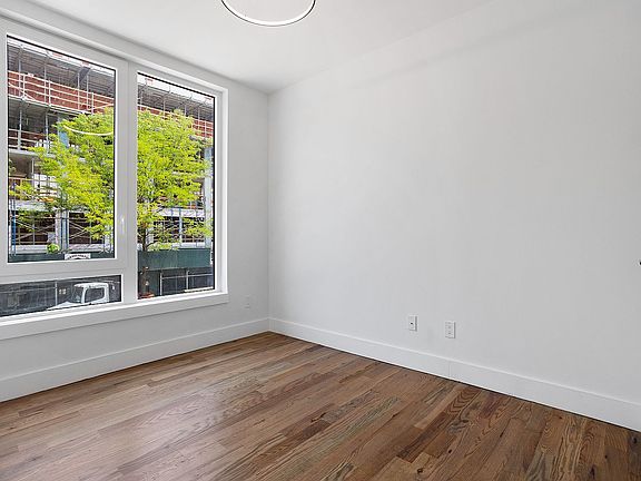 5th image of 2136 Bedford Ave #1B