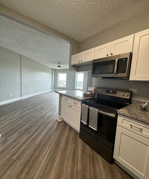 Clear Lake Place — Photo 71