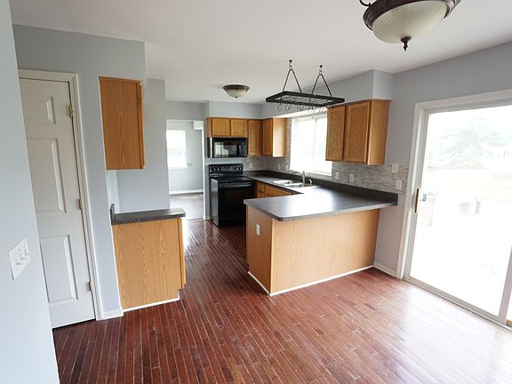 5th image of 43357 Daniel Dr