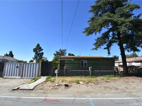 9796 Hemlock Ave, Fontana, CA 92335