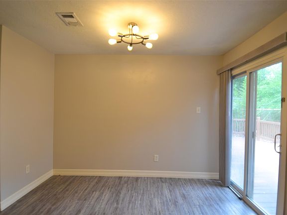 5th image of 76 S Wavy Oak Cir