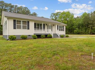 557 Blackberry Rd, Reedville, VA 22539