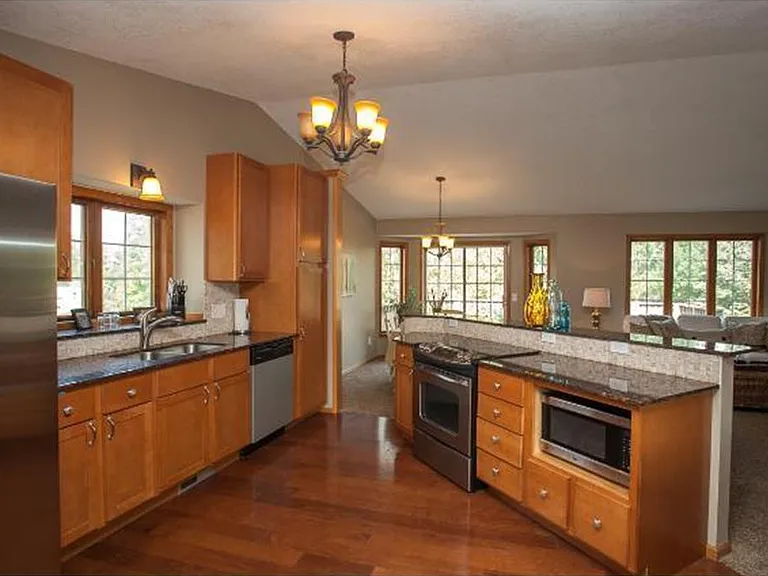 4155 Pennsylvania Ave — Photo 3