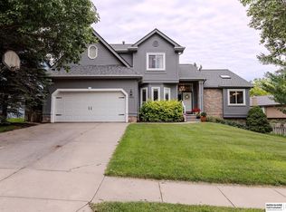4866 S 170th St, Omaha, NE 68135