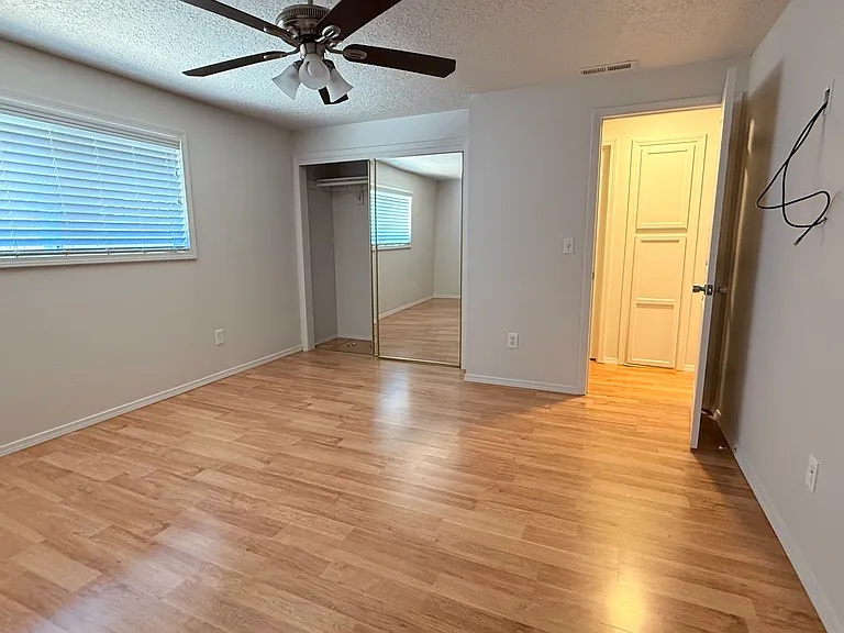 204 NE 148th Ave — Photo 10