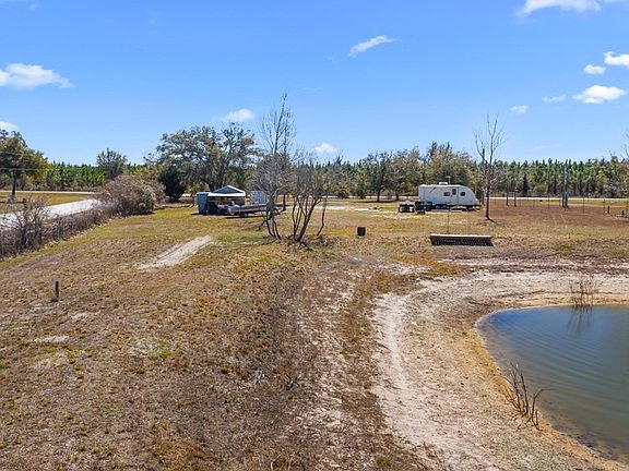 5th image of 39 SE 467th St