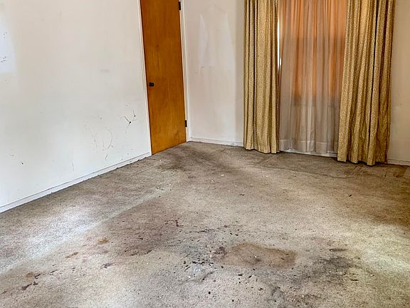 5th image of 810 27th Ave