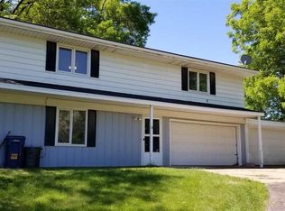 3904 Military Rd, Sioux City, IA 51103