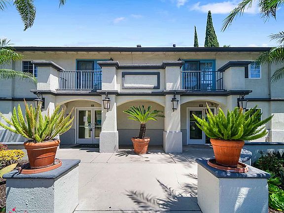 5th image of 2341 Daphne Pl #12519