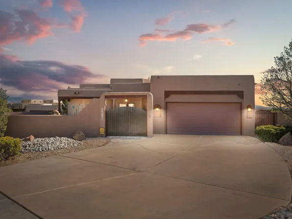 5516 La Colonia Dr NW, Albuquerque, NM 87120