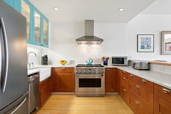 Rented by Compass | media 3