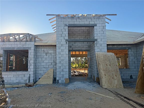 3rd image of 5400 Angelo Cir