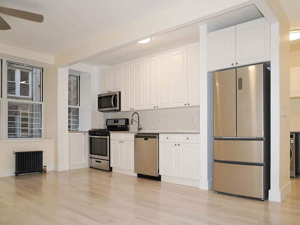 1st image of 141 E 19th St #1/G