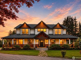 5715 Applegrove Ln, Ferndale, WA 98248