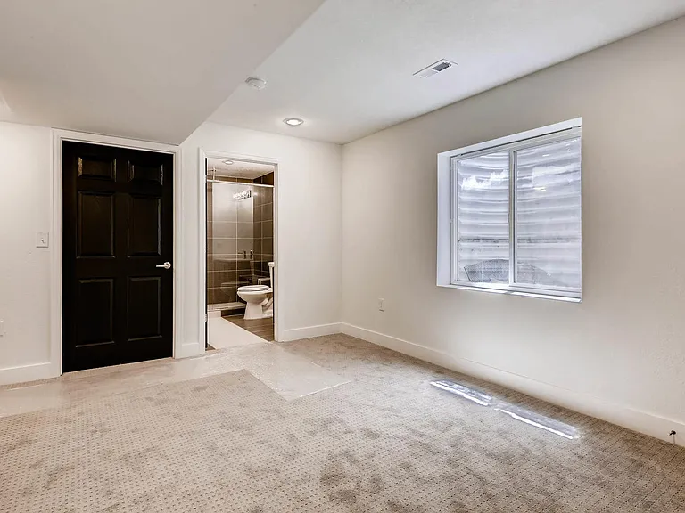 15576 Olmsted Pl — Photo 12