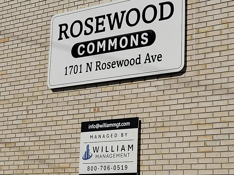 Rosewood Commons — Photo 31