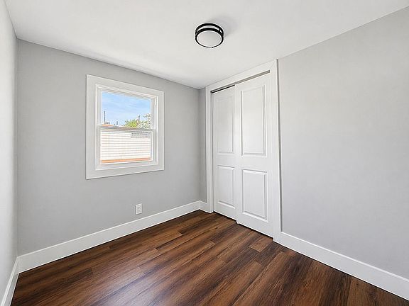 3rd image of 868 E Commerce St #54