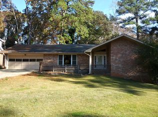 536 Francis Pl SW, Lilburn, GA 30047