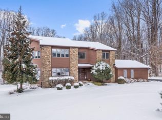 22 Stream Ct, Owings Mills, MD 21117