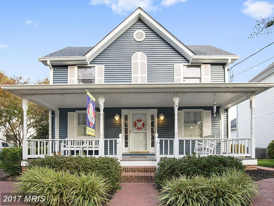 Welcoming Entryway