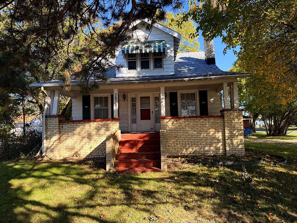 2828 Glendale Ave