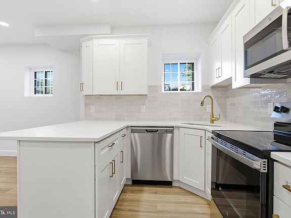 5th image of 21 W Front St #1B