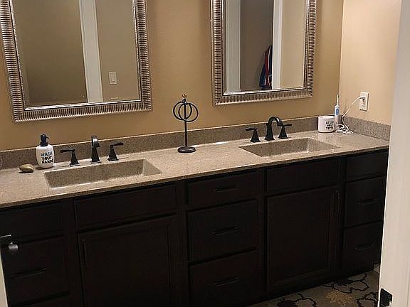 Downstairs Full Bath