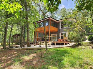 203 Bogey Ln, Brookeland, TX 75931