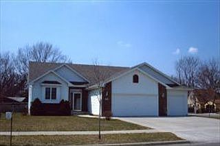 1st image of 2205 Viking Dr