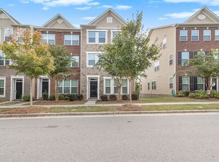 19024 Lake Breeze Dr, Cornelius, NC 28031
