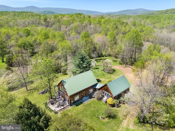 12330 Chastain Ln, Hume, VA 22639