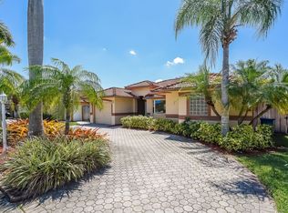 14872 SW 176th St, Miami, FL 33187