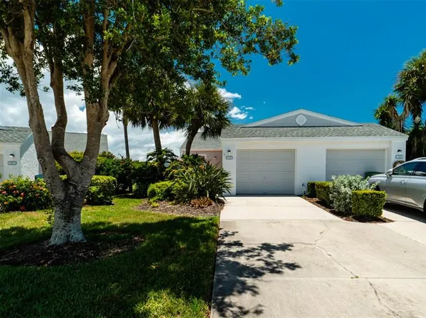 925 Waterside Ln, Bradenton, FL 34209