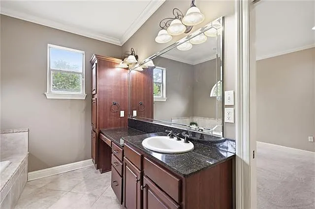 811 Decatur St — Photo 12