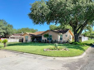 530 E Johnston Ave, Kingsville, TX 78363