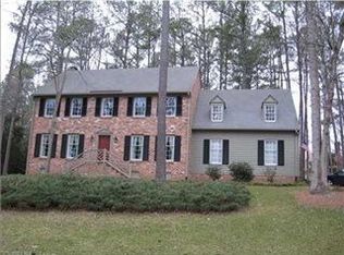 221 E Tazewells Way, Williamsburg, VA 23185