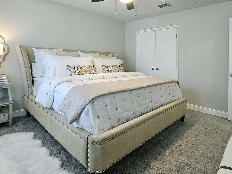 5401 Comanche Wells Dr — Photo 6