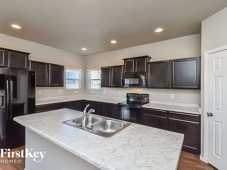 6192 Decker Dr — Photo 6