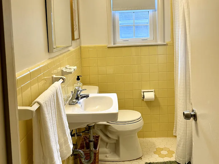 5350 Denwood Ave — Photo 17