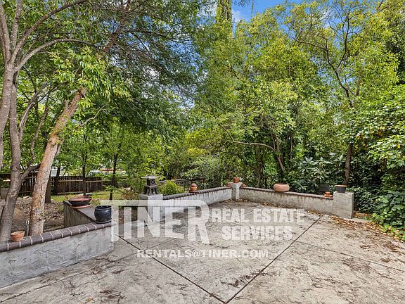 4th image of 7794 Sunset Ave
